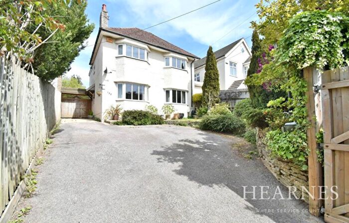5 Bedroom Detached House For Sale In Magna Road, Bournemouth, BH11