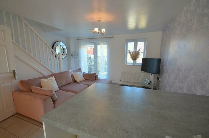 2 Bedroom Semi-Detached House For Sale In Ivel Road, Shefford, SG17
