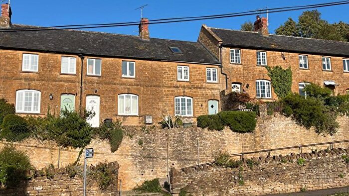 3 Bedroom Terraced House For Sale In Ham Hill, Stoke-Sub-Hamdon, TA14