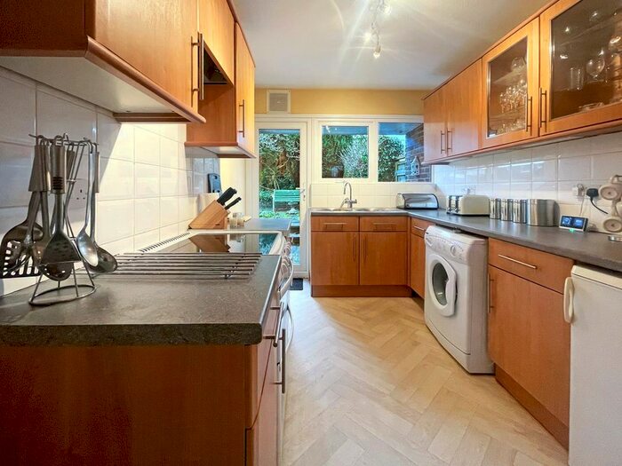 3 Bedroom End Of Terrace House For Sale In Milton Lawns, Chesham Bois, Amersham, HP6