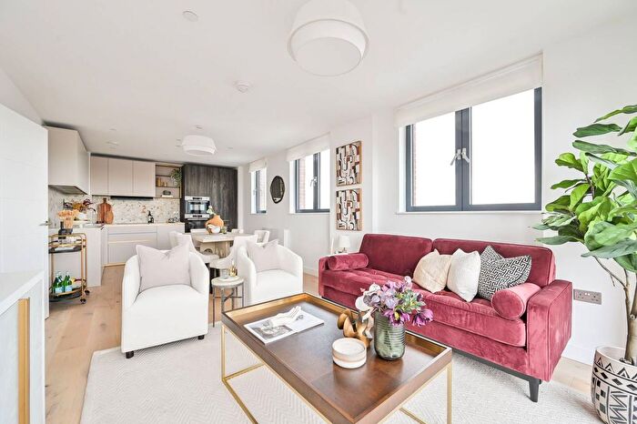 2 Bedroom Flat For Sale In The Wilcox, Vauxhall, London, SW8