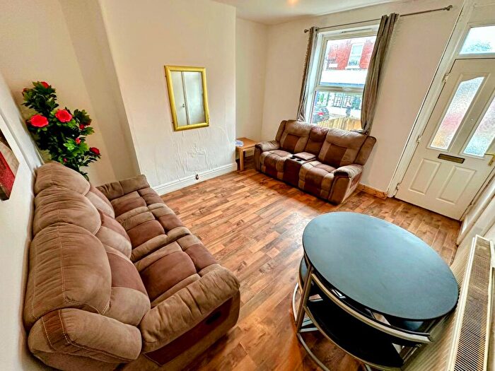 3 Bedroom Terraced House To Rent In Strathmore Terrace, Leeds, LS9