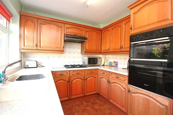 2 Bedroom Semi-Detached Bungalow For Sale In Cedar Way, Higham Ferrers, Rushden, NN10