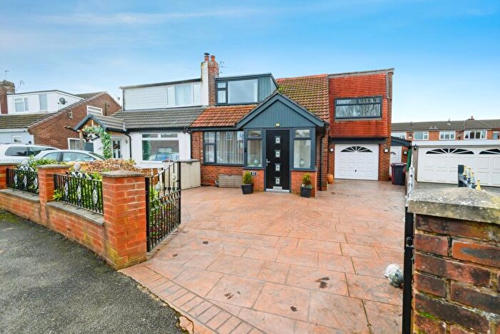 3 Bedroom Semi Detached House For Sale In Avon Road, Kearsley, Bolton, Greater Manchester, BL4