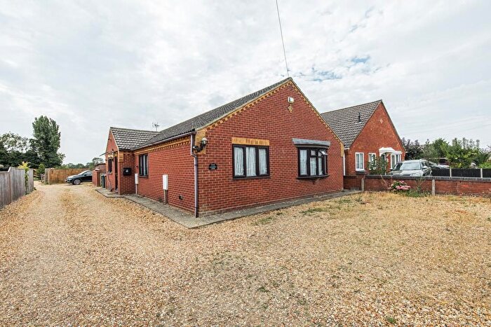 3 Bedroom Detached Bungalow For Sale In Leverington Common, Leverington, Wisbech, Cambridgeshire, PE13
