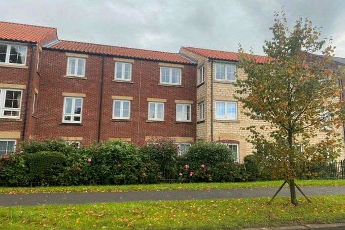 2 Bedroom Flat To Rent In Ryebeck Court, Pickering, YO18