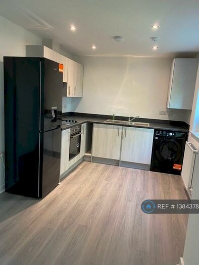 2 Bedroom Flat To Rent In Lea House, Coventry, CV6