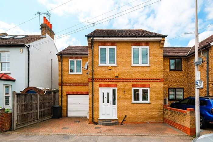 4 Bedroom Semi Detached House For Sale In Cowslip Road, London, E18
