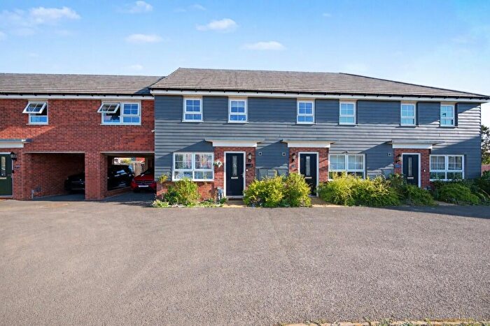 3 Bedroom Terraced House To Rent In Spectrum Avenue, Rugby, CV22