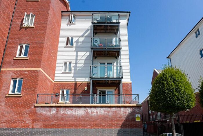 2 Bedroom Flat For Sale In Saddlery Way, Chester, CH1