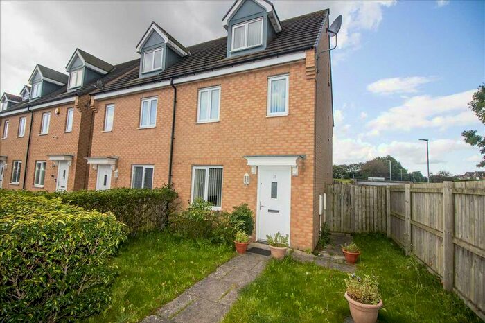 3 Bedroom Town House To Rent In Alexandra Chase, Cramlington, NE23