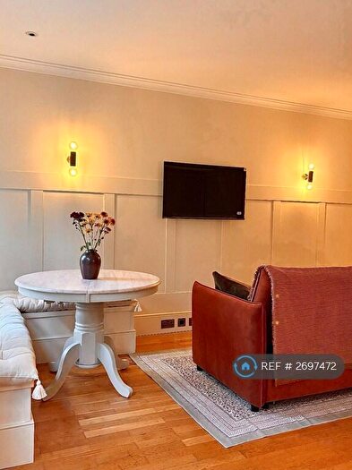 1 Bedroom Flat To Rent In Coleridge Gardens, London, SW10
