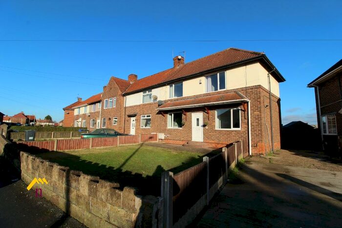 3 Bedroom Semi-Detached House To Rent In Briar Road, Armthorpe, Doncaster, DN3