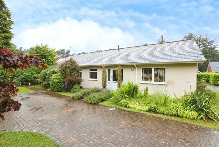 4 Bedroom Bungalow For Sale In Castleman Gardens, Ashley Heath, Ringwood, BH24