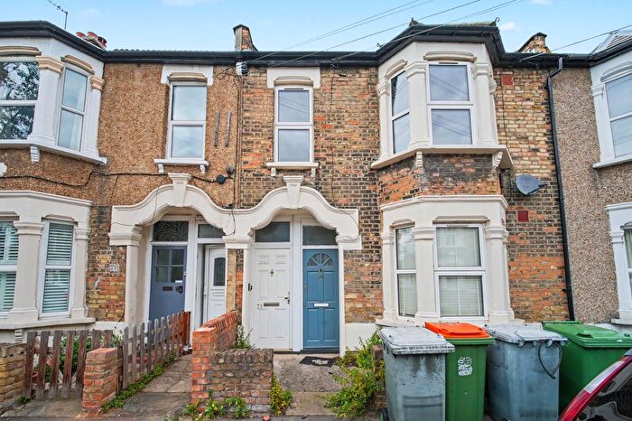 1 Bedroom Flat For Sale In Ling Road, London, E16