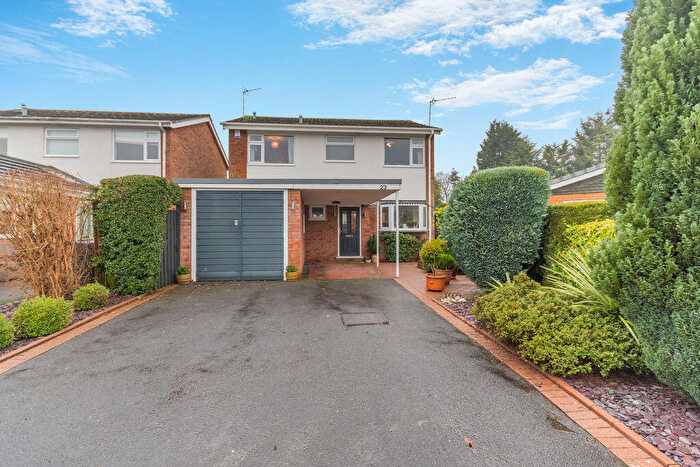 4 Bedroom Detached House For Sale In Gilberry Close, Solihull, B93