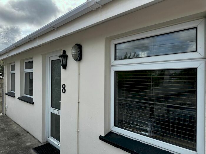 2 Bedroom Flat To Rent In Ashton Court, St Columb Minor, Newquay, TR7
