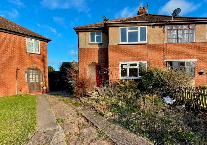 3 Bedroom Semi-Detached House For Sale In St. Cuthberts Crescent, Albrighton, Wolverhampton, West Midlands, WV7