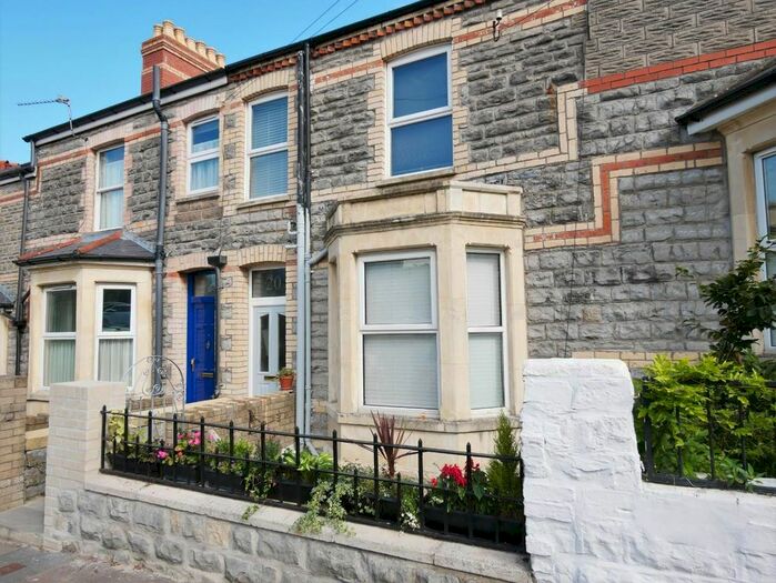 1 Bedroom Flat To Rent In Lord Street, Penarth, CF64