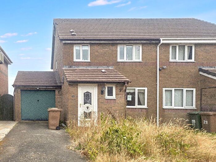 3 Bedroom Semi-Detached House For Sale In Clos Coed Duon, Blackwood, Gwent, NP12