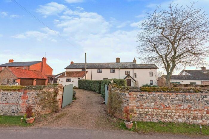5 Bedroom Detached House For Sale In Vicarage Road, Foulden, Thetford, IP26