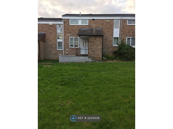 3 Bedroom Terraced House To Rent In Allan Bank, Wellingborough, NN8