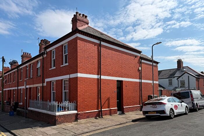 2 Bedroom End Of Terrace House For Sale In Spencer Street, Cathays, CF24