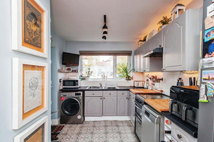 3 Bedroom Semi-Detached House For Sale In Westbourne Road, Denton, Manchester, Greater Manchester, M34