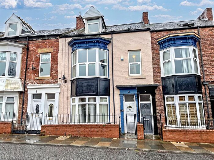 3 Bedroom Maisonette For Sale In Milton Street, South Shields, NE33