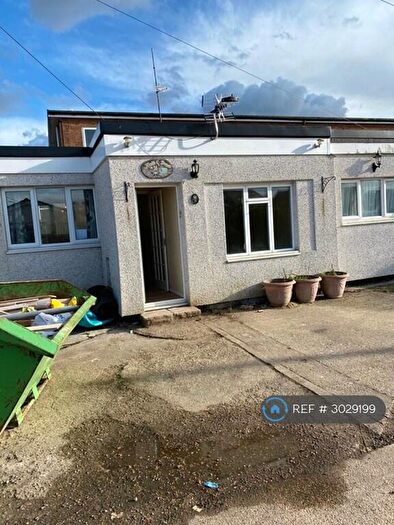 2 Bedroom Bungalow To Rent In Yew Way, Jaywick, Clacton-On-Sea, CO15