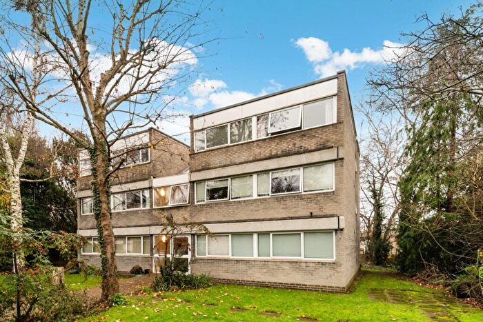2 Bedroom Apartment For Sale In Chichester Court, Off Chessington Road, Ewell Village, KT17