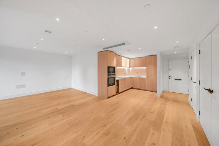 2 Bedroom Apartment To Rent In Palmer Road London, SW11