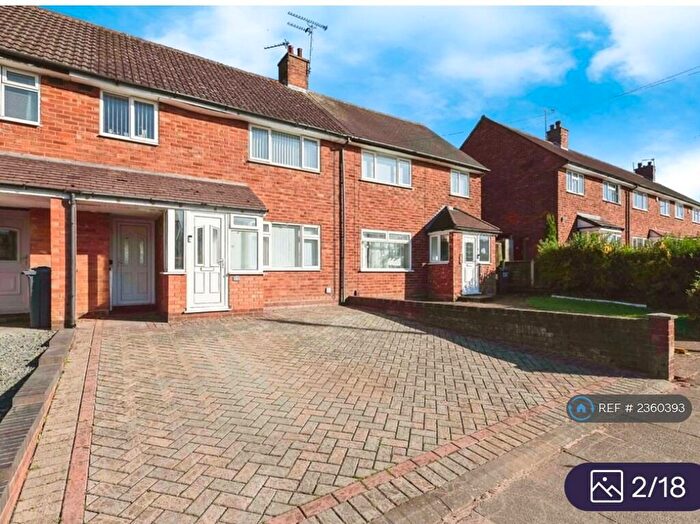 3 Bedroom Terraced House To Rent In Birmingham, Birmingham, B32