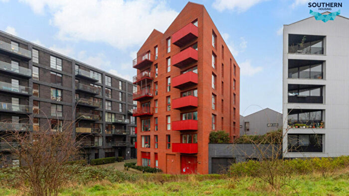 1 Bedroom Flat For Sale In Waterway Building, Hart Yard, London, E3