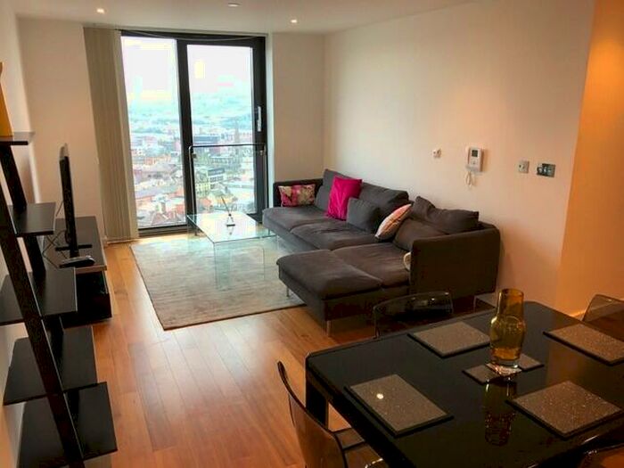 2 Bedroom Apartment To Rent In City Lofts, St. Pauls Square, Sheffield, S1