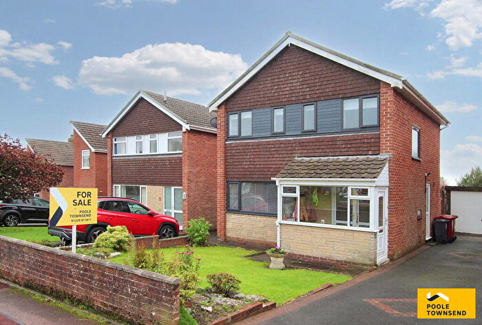 3 Bedroom Detached House For Sale In Braunton Drive, Barrow-in-furness, LA14