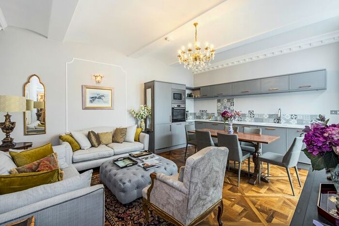 2 Bedroom Flat To Rent In Stanhope Gardens, London, SW7