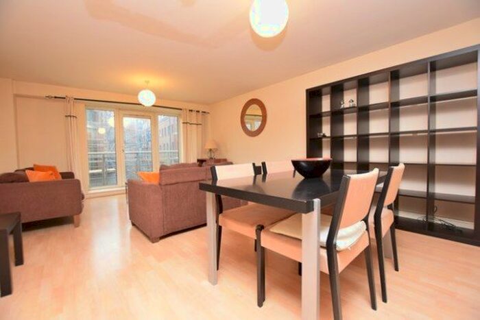 2 Bedroom Flat To Rent In Royal Plaza, Sheffield, S1
