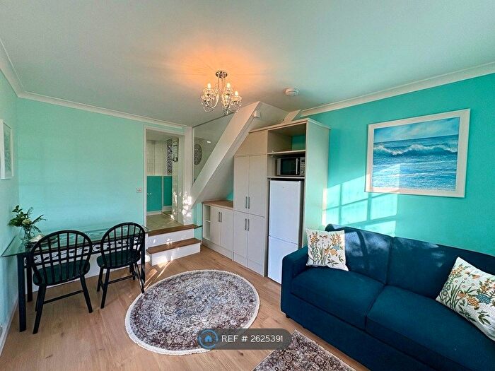 1 Bedroom Detached House To Rent In Marlborough St Jude, Falmouth, TR11