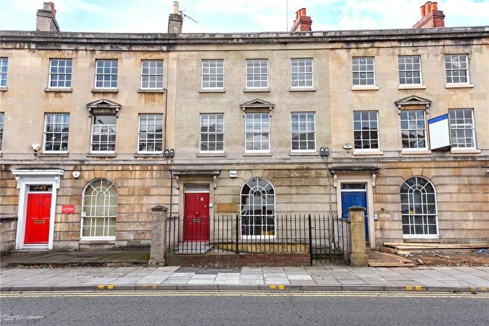 1 Bedroom Apartment To Rent In Queens Road, Reading, Berkshire, RG1