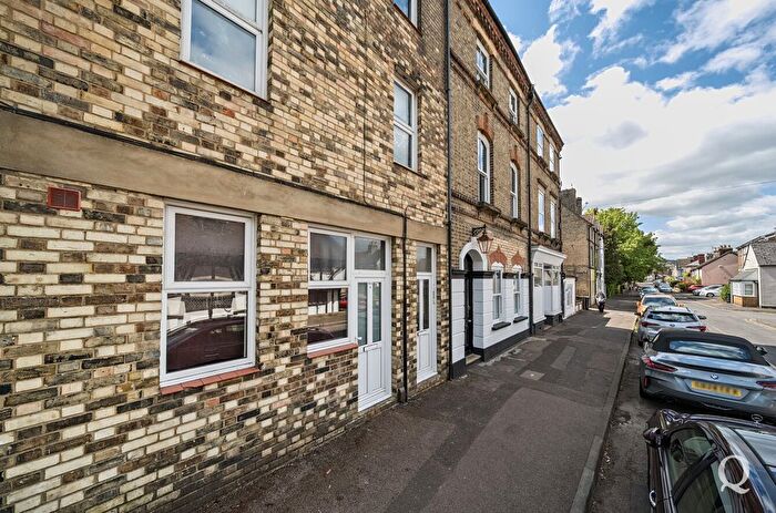 Studio To Rent In High Street, Snodland, ME6