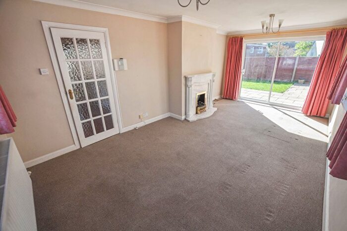 2 Bedroom Detached Bungalow For Sale In Middlehill Road, Wimborne, BH21