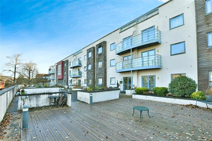 2 Bedroom Apartment For Sale In Whitewater Court, Plympton, PL7