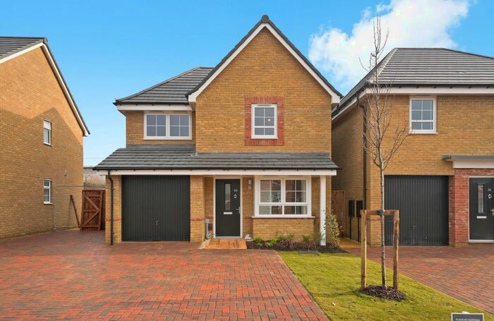 3 Bedroom Detached House To Rent In Sheerness Way, Hampton Beach, Peterborough, PE7