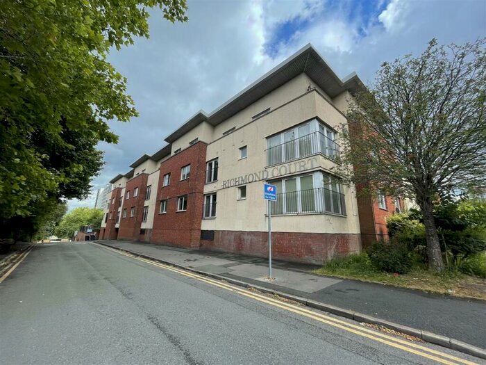 1 Bedroom Flat To Rent In Richmond Court, North George Street, Salford, M3