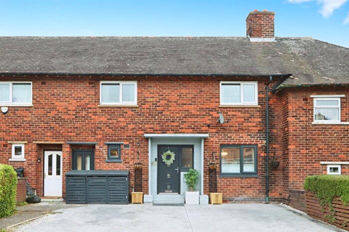 3 Bedroom Terraced House For Sale In Halsall Drive, Sheffield, S9
