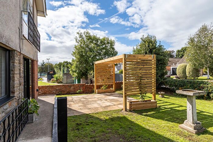 2 Bedroom Flat To Rent In Ditchling Court, Penarth, CF64