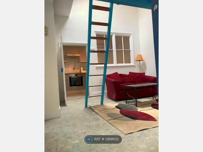 Studio To Rent In Castle Road, Cowes PO31