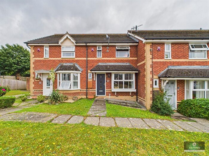 2 Bedroom Property To Rent In Duke Close, Maidenbower, RH10