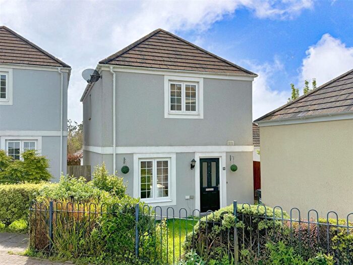 3 Bedroom Detached House For Sale In Round Ring Gardens, Penryn, TR10